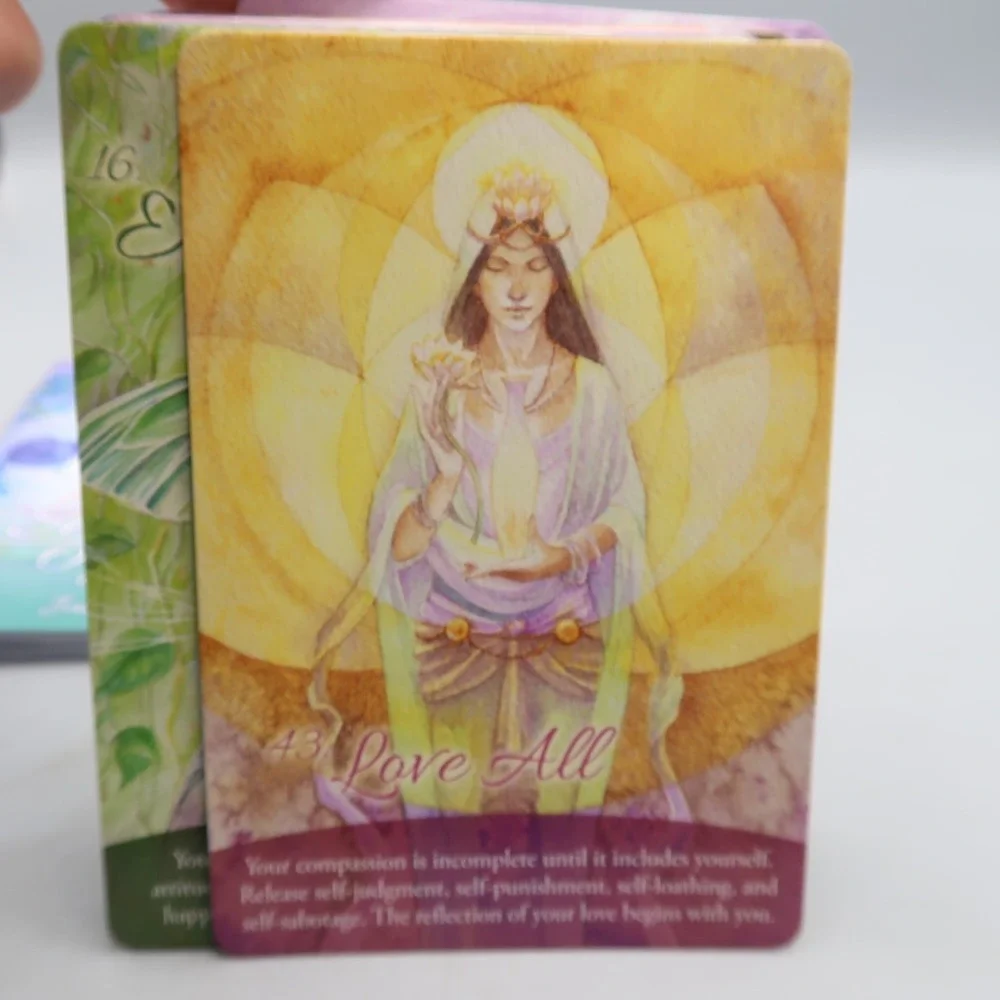 The Self-Love Oracle Cards and Guidebook Janet Chui 2021 Love Yourself self help